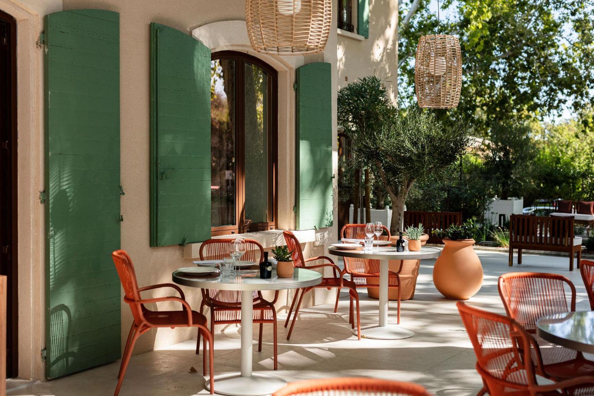 Hotel Et Restaurant La Bastide Bourrelly - Mathias Dandine カブリエ エクステリア 写真