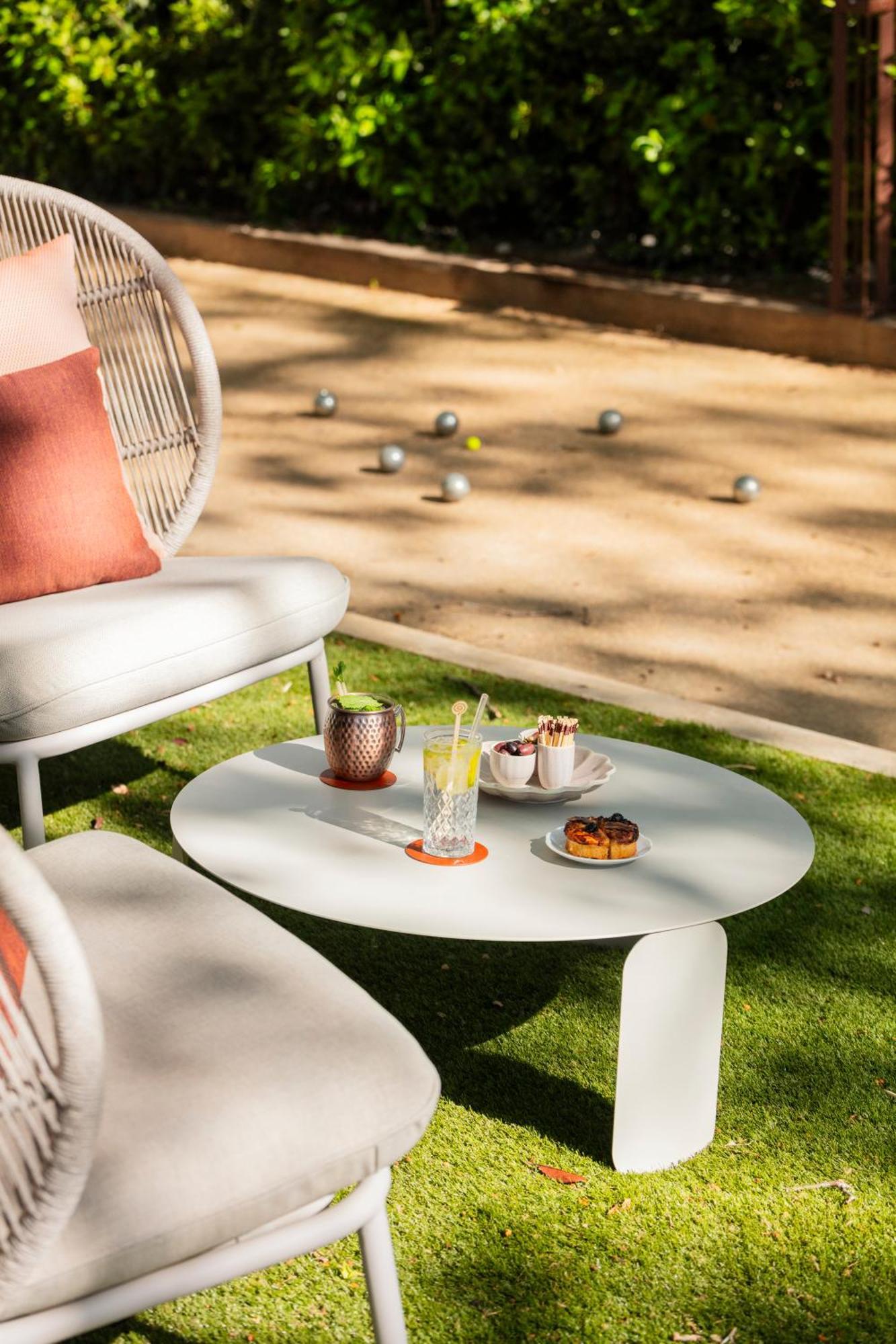 Hotel Et Restaurant La Bastide Bourrelly - Mathias Dandine カブリエ エクステリア 写真